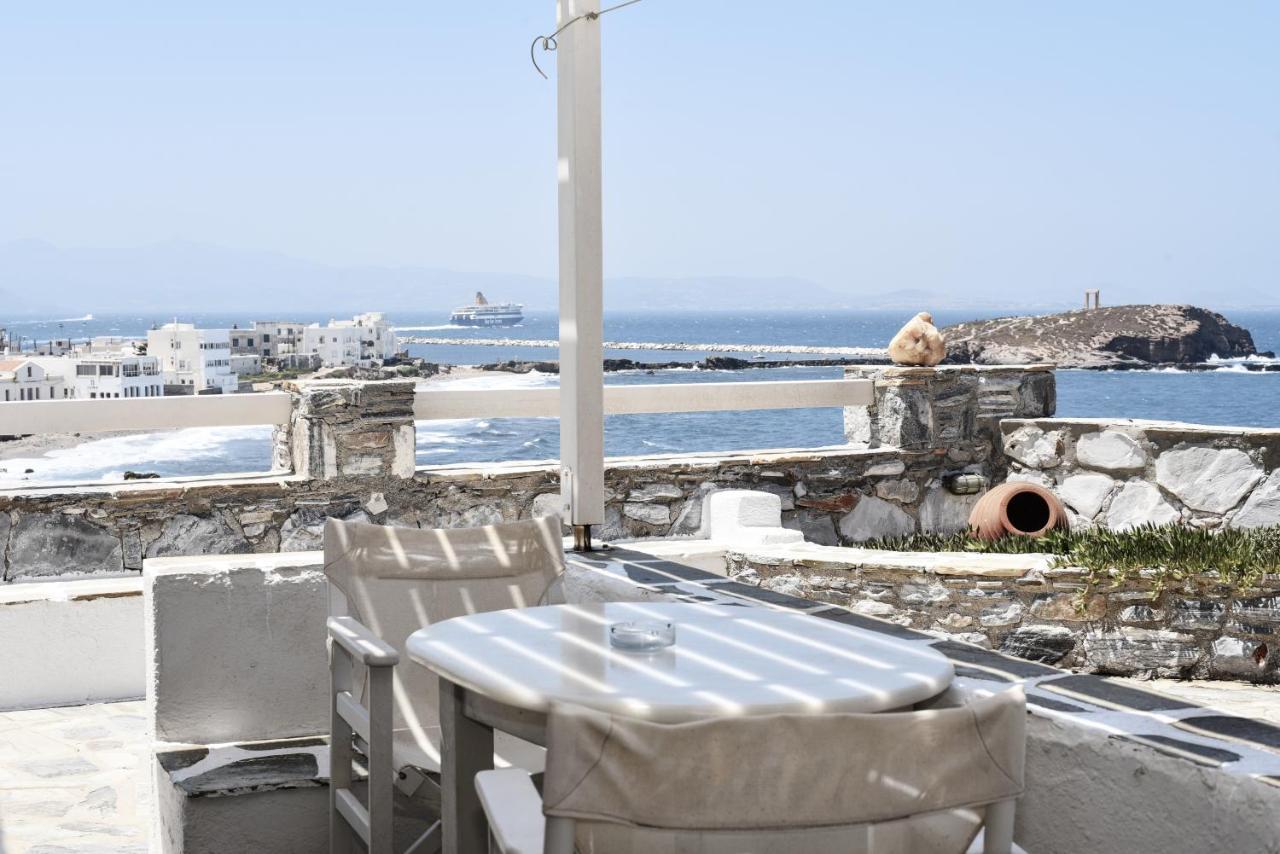 Iliada Suites Naxos City 外观 照片