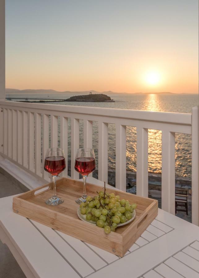 Iliada Suites Naxos City 外观 照片